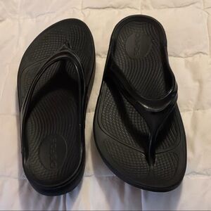 OOFOS OOLALA Black Comfort Sandals